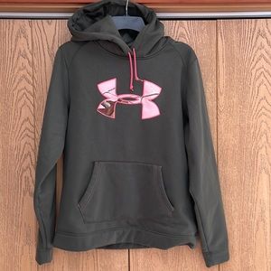 Hunter Green Under Armour Sweatshirt